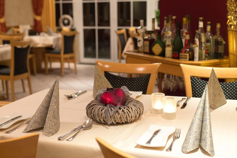 Food & Drinks 4, Luckai Hotel & Restaurant Inhaber Dennis Burmann, Hochsauerlandkreis