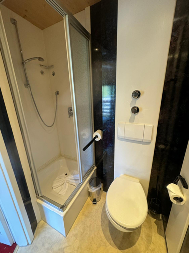 Bathroom 5, Landhotel Alte Post, Oberallgäu
