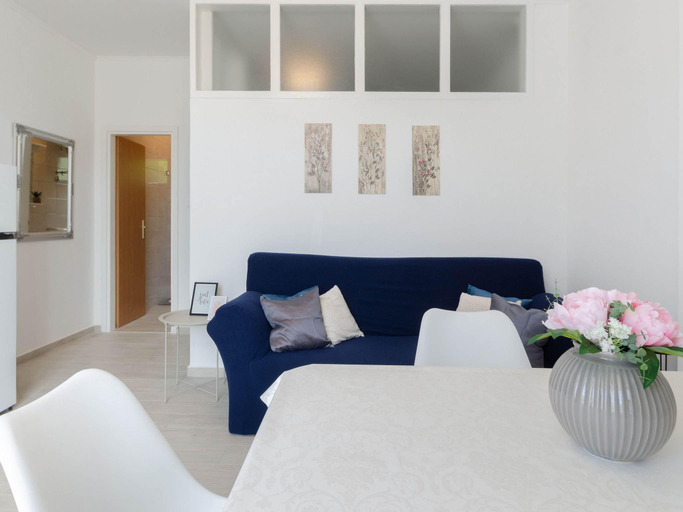 Others 4, Apartments K N - One bedroom apartment A2, Blato