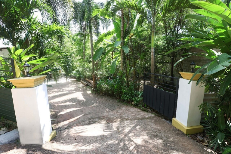 Others 4, Airport Green Villa, Katana