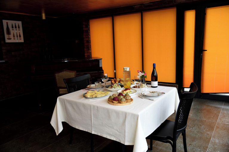 Food & Drinks 5, Hotel Chiatureli, Chiatura
