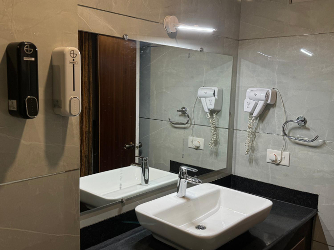 Bathroom 4, Hotel Lha-yul nearby MG Road Gangtok, East Sikkim