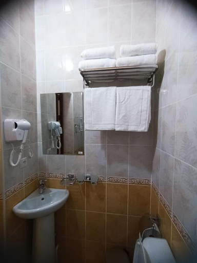Bathroom 3, Gold Camel Registan, Samarkand