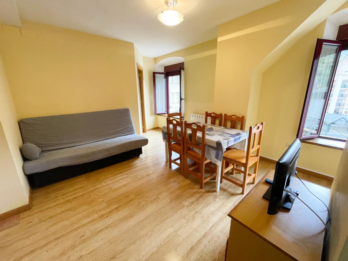 Others 3, Apartamentos Canfranc 3000, Huesca