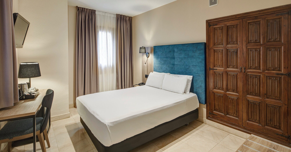 Bedroom 2, Hotel Sercotel Alfonso VI, Toledo