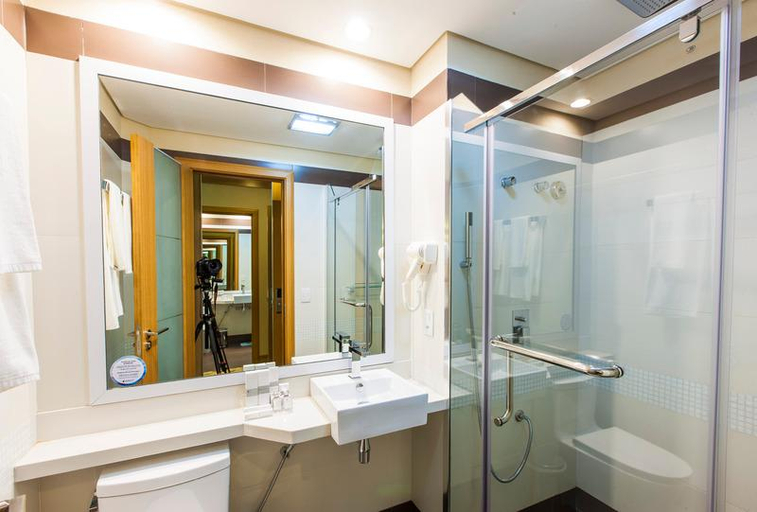 Bathroom 5, Intercity Vinhedo, Vinhedo