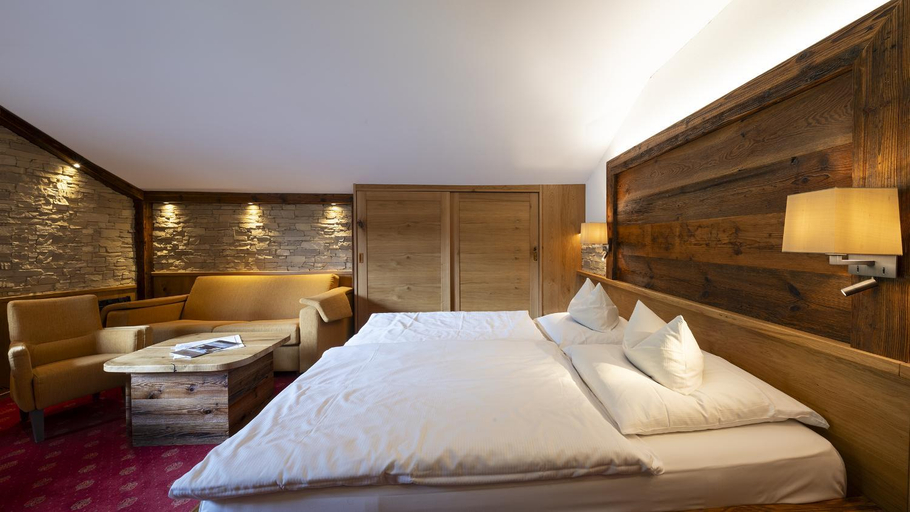 Bedroom 2, Steinbach-Hotel, Traunstein