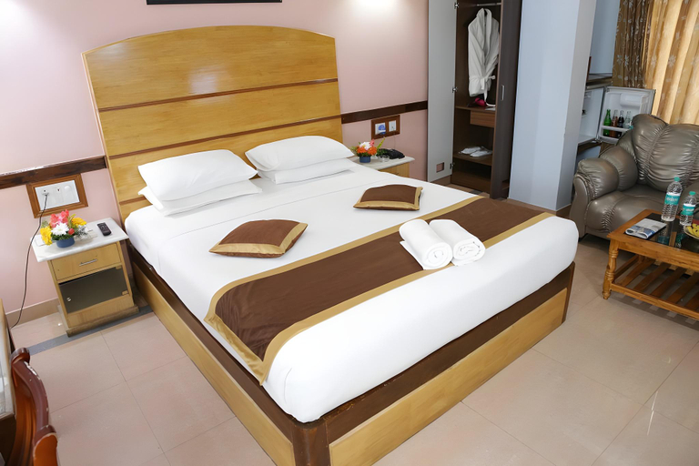 Bedroom 3, Hotel Presidency Kempegowda Bangalore Airport, Bangalore Rural