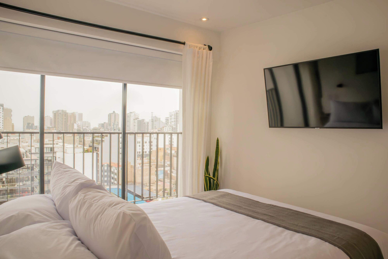 Room 5, w Stunning 1BR in Miraflores, Lima