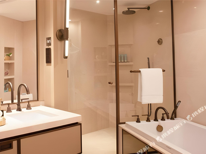 Bathroom 22