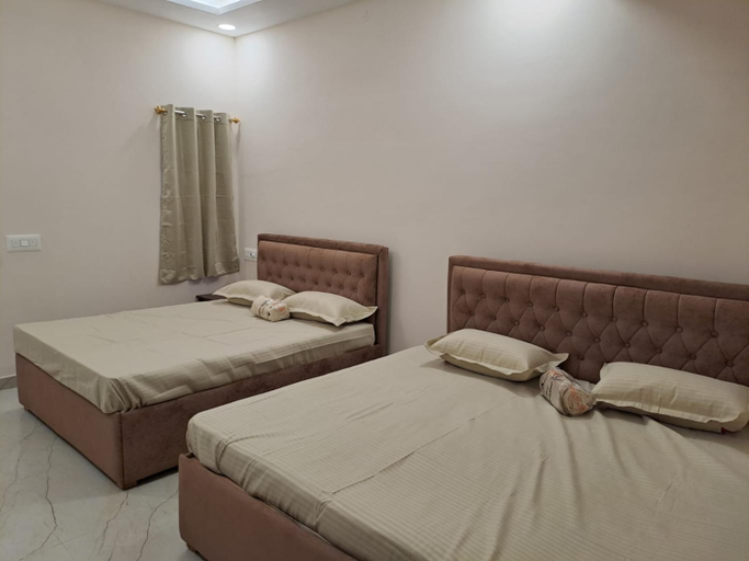 Bedroom 2, The Heritage Inn, Karaikal