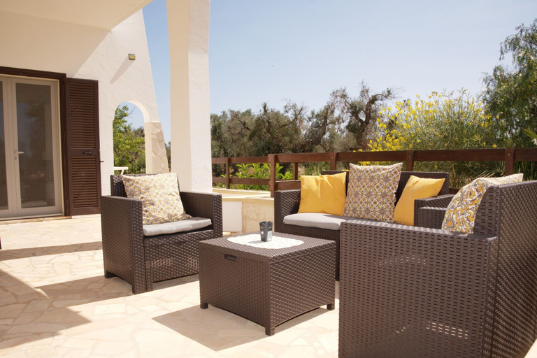 Food & Drinks, Villa Lino with Pool by Wonderful Italy, Brindisi