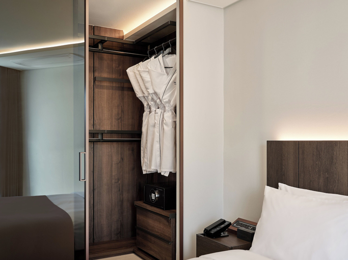 Bedroom 5, HOTEL THE BOTANIK SEWOON MYEONGDONG, Jung