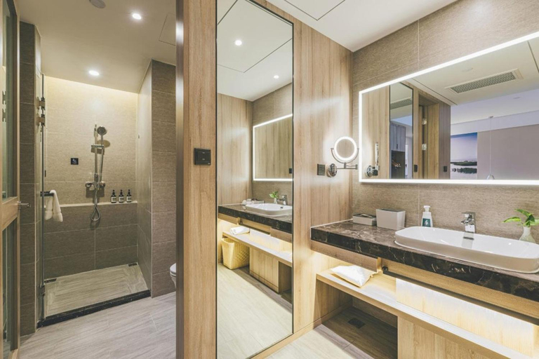 Bathroom 2, Atour Hotel Suzhou Shilu Shantang Street, Suzhou