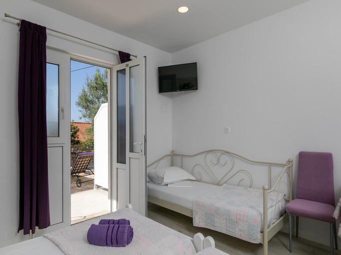 Bedroom 3, Apartments KarolMara-Studio Aparment, Župa Dubrovačka