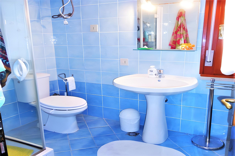 Bathroom 3, Holiday Home in Caorle near Spiaggia Tartaruga, Venezia