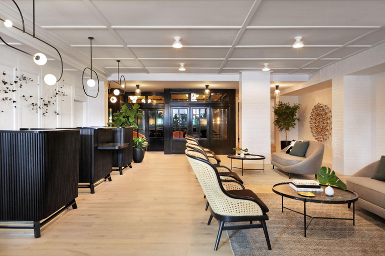 Food & Drinks 2, Kimpton Hotel Fontenot By IHG, Orleans