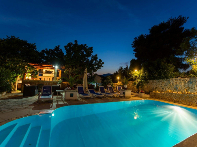 Sport & Beauty 2, Villa Stil -  One Bedroom Apartment with Balcony and Sea View 102, Okrug