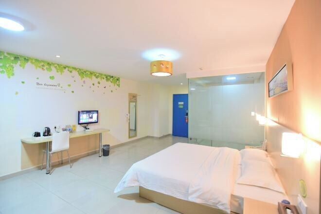 Bedroom 4, Liudianban Inn (Dongguan Dalang), Dongguan