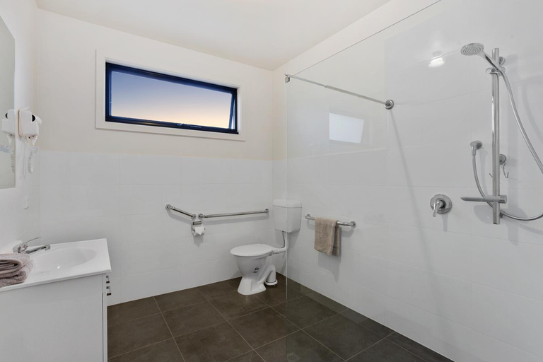Bathroom 3, A1 Motel Port Fairy, Moyne - South