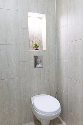 Bathroom 2, Hotel Domenic FREE PARKING, Plovdiv