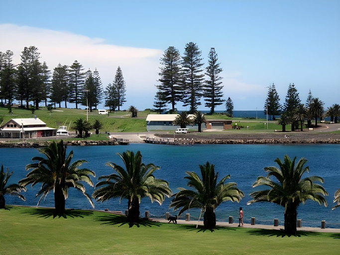 Others 3, Grand Hotel Kiama, Kiama