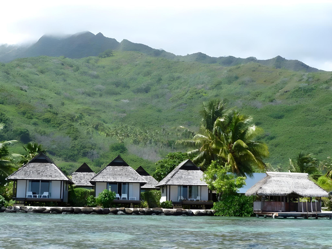 Others 4, Pension Motu Iti