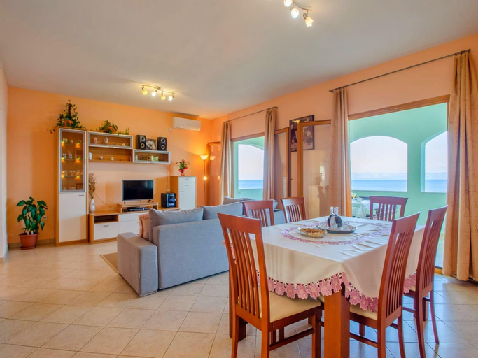 Others 5, Seafront Holiday Home Marija-Three Bedroom Holiday Home with Sea View, Blato