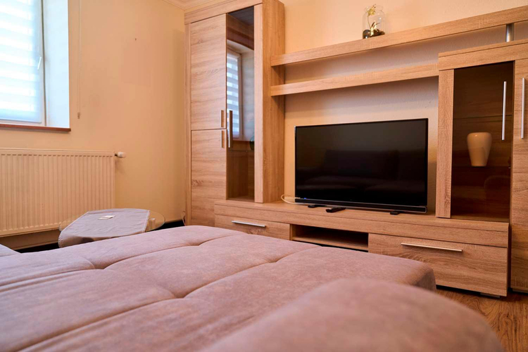 Bedroom 2, Hotel zur Post Ochsendorf, Helmstedt