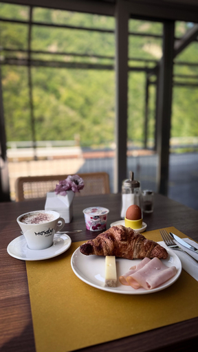 Food & Drinks 5, Pizzo Vogorno, Locarno
