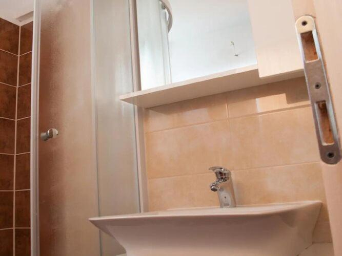 Bathroom 3, Apartments Paula - One Bedroom Apartment with Terrace 1, Tisno
