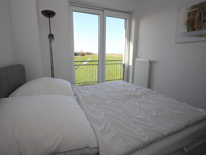 Bedroom 2, Ferienwohnung mit Sauna in Tossens, Wesermarsch