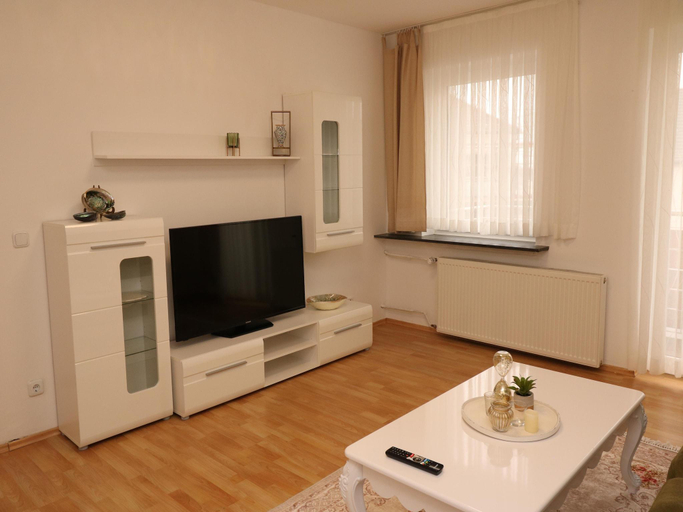 Others 3, Apartment in Essen with Private Terrace, Essen