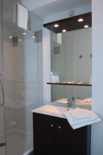 Bathroom 4, KOSY Appart'Hotels - Campus Del Sol Esplanade, Vaucluse