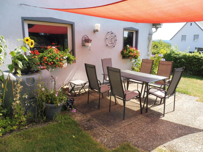 Others 4, Apartment with terrace and pool in the garden, Altenkirchen (Westerwald)