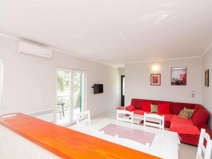 Bedroom 2, Apartments Matusko Mljet - Two-Bedroom Apartment with Terrace and Sea View, Mljet