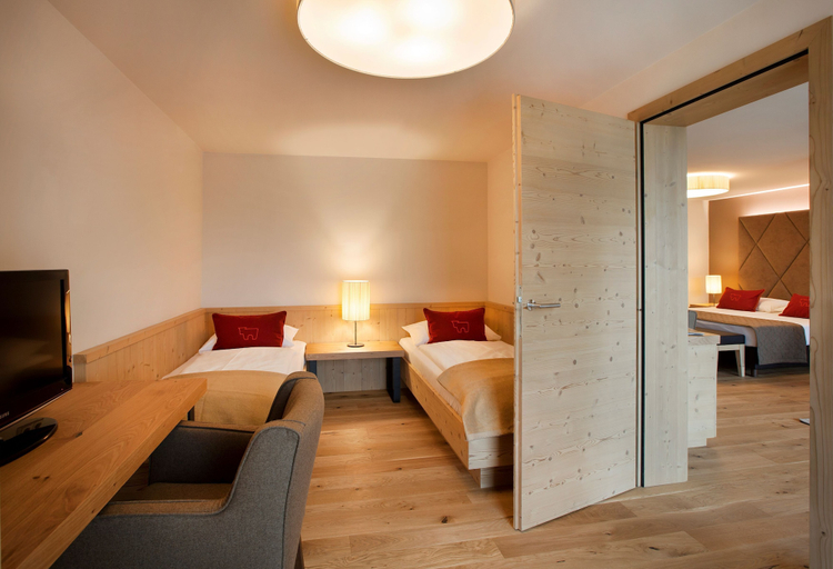 Bedroom 3, Almwellness Hotel Pierer, Weiz
