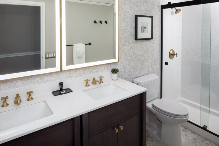 Bathroom 5, Madison, Morris