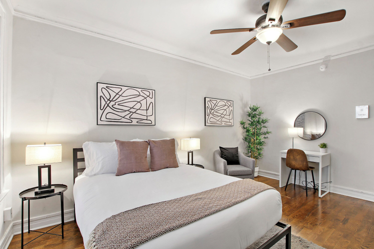 Others 5, Studio Apt - Dorchester 203, Cook