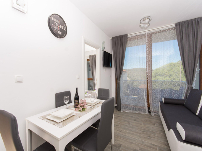 Others 5, Villa LA-Comfort One Bedroom Apartment with Sea View Terrace 1, Marina