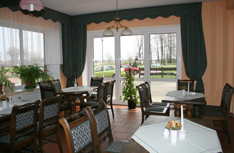 Others 5, Hotel "an Der Warthe", Altmarkkreis Salzwedel