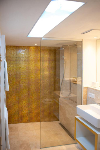 Bathroom 2, Die Finca, Fulda