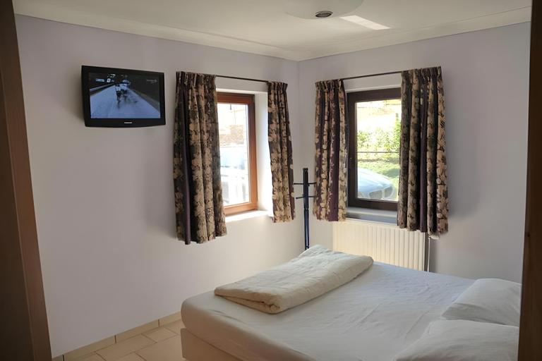 Bedroom 2, Holiday Home in Somme-Leuze with Valley View, Namur