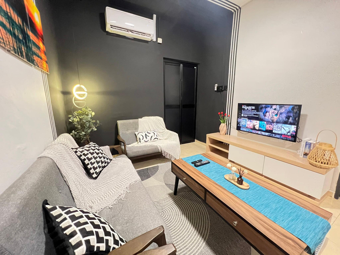 Others 5, YOLO3 10PAX CentralTown Piano, PoolTable, Netflix, Kuantan