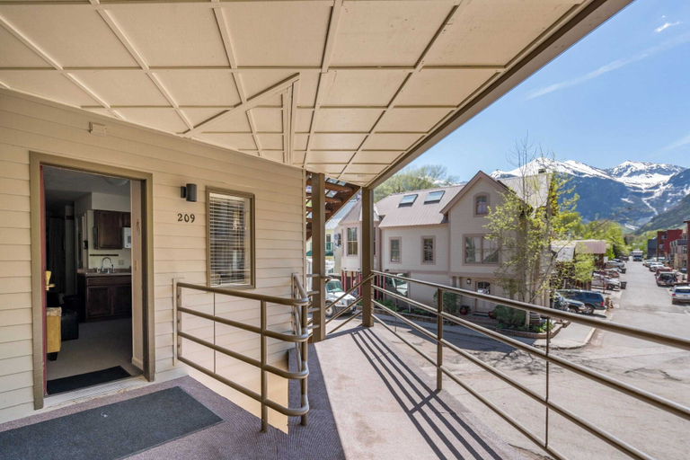 Exterior & Views 2, Viking Lodge 209 by Avantstay Great Ski Access, Walk to Downtown, San Miguel
