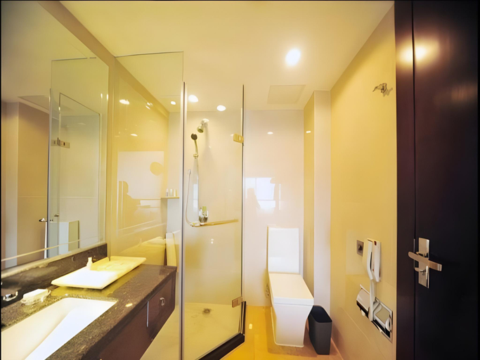 Bathroom 3, Ramada by Wyndham Chengdu North, Chengdu