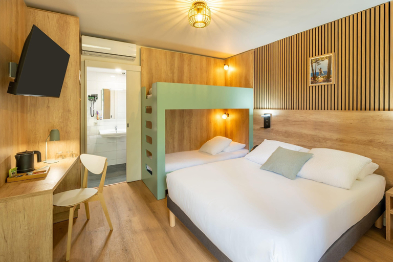 Bedroom 3, Sure Hotel by Best Western Mont-de-Marsan, Landes
