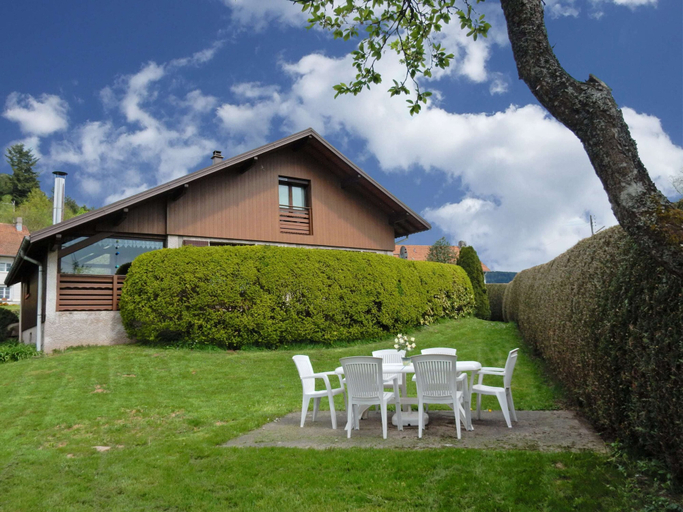 Exterior 2, Elegant Chalet in Gerbepal in Cosy Environment, Vosges