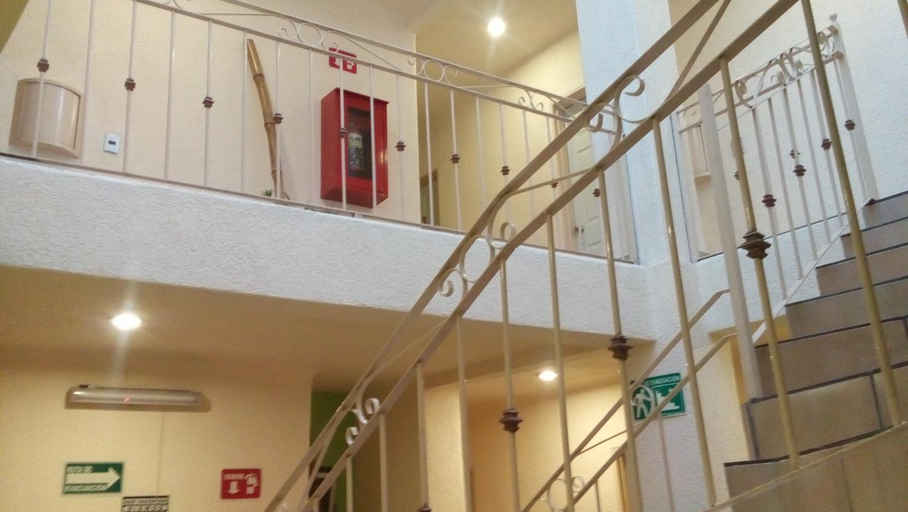 Others 5, Hotel Astur, Guadalajara