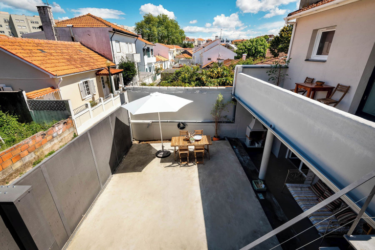 Others 5, Aguda1 · Aguda's Family House 4bd, Parking, BBQ, Porto